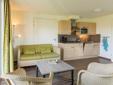 Semi-detached villa with dishwasher in De Maasduinen area