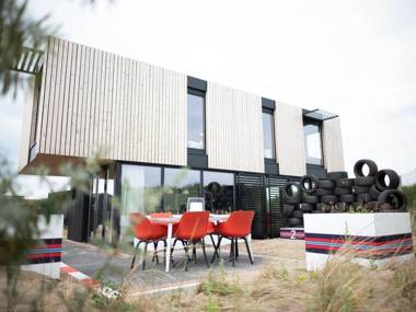 Modern trendy F1 theme lodge just 100 m. from the sea