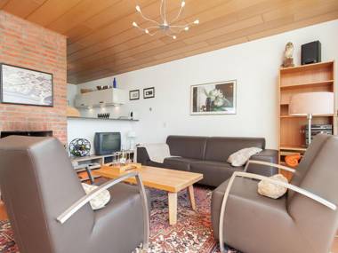 Delightful Holiday Home in Warns with Jetty