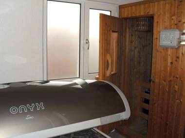 Detached holiday home with WiFi 20 km from Assen