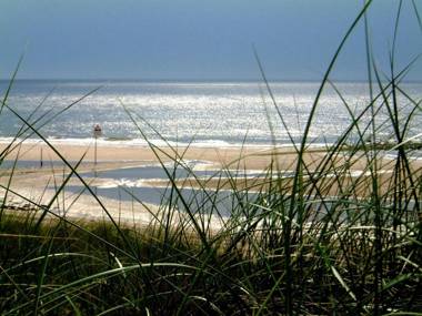 Leonardo Hotel IJmuiden Seaport Beach