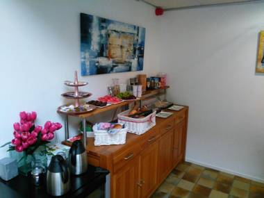 Hotel De Wilde Kriek - before De Karsteboom