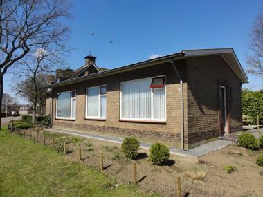 Quaint Holiday Home in Koewacht with Private Garden