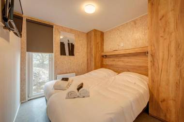 Modern and luxurious chalet with dishwasher near the beach