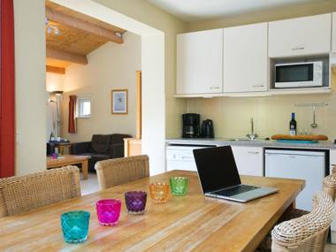 Comfortable holiday home with fireplace near the beach