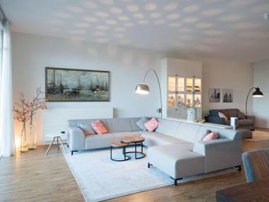 Appealing Apartment in Den Haag with Balcony Terrace