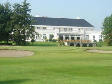 Modern Holiday Home in Sluis with a Garden