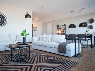 BizStay Harbour I Scheveningen Apartments