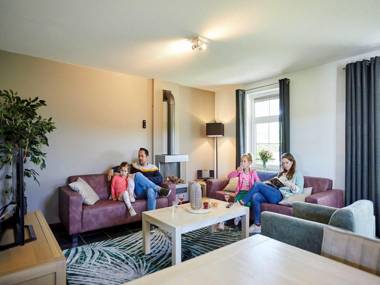 Luxurious villa with sauna & whirlpool in Limburg