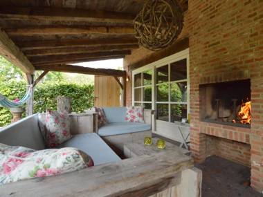 Beautiful Holiday Home In Lage Mierde near Forest