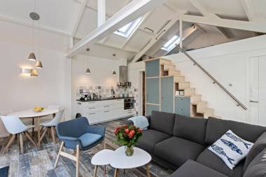 Holiday home Beach bubbles - near the beach with big garden - not for companies