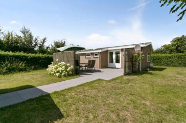 Bungalow De krukel - Ouddorp fenced garden near the beach and dunes - not for companies