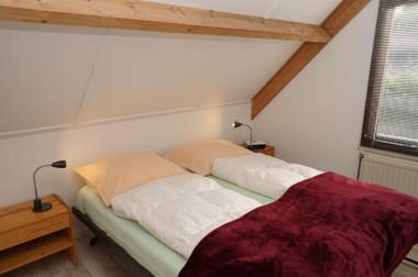 Holiday home Mosselbank 22 - Noordzeepark Ouddorp - for the use of the sauna additional costs are applicable- big fenced garden grill near the beach - not for companies