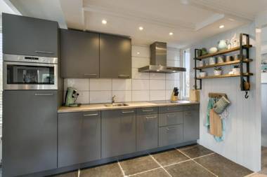 Vlier 8 - Klepperstee Ouddorp - Right behind the dunes - not for companies