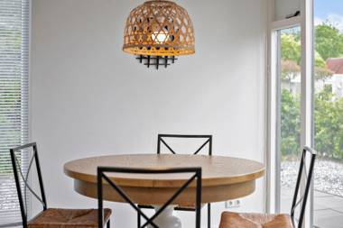 Populier 5 Modern bungalow - for the use of the sauna additional costs are applicable - near the beach - not for companies