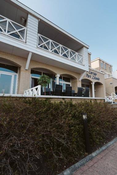 Port Zélande Marina appartement 2D - Ouddorp - Luxurious apartment with a view over the harbour - Not for companies