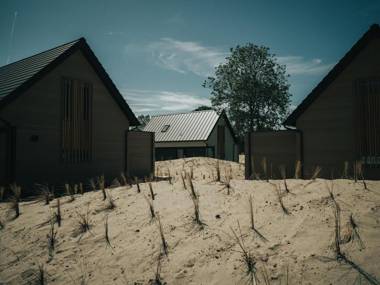 Luxurious home with a beautiful outdoor space near the beach