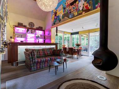 Picturesque Holiday Home in Oldenzaal with Jacuzzi