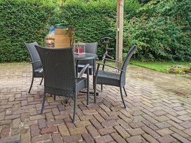 Picturesque Holiday Home in Oldenzaal with Jacuzzi