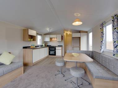 Well furnished chalet with WiFi near the Hunebedcentrum