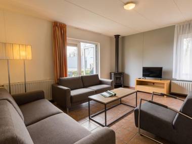 Comfortable bungalow with dishwasher near Hunebedcentrum