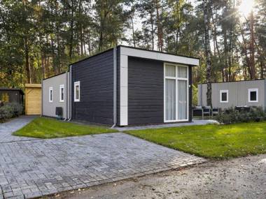 Modern holiday home located in a quiet spot at the edge of the forest
