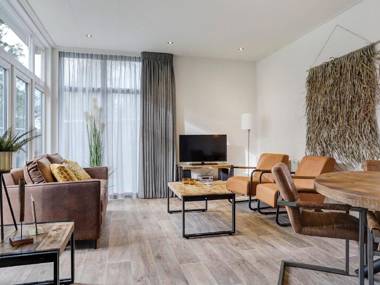 Modern holiday home located in a quiet spot at the edge of the forest