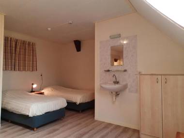 Exquisite Apartment near Lake in Arum