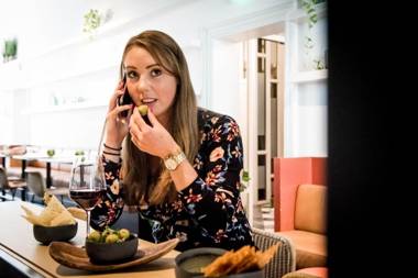 Fitz Roy Urban Hotel Bar and Garden