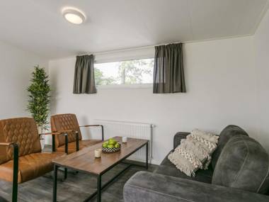 Comfy chalet with nice sliding doors near Lochem