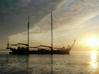 A clipper built in 1911 in Woubrugge.