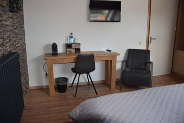 B&B 't Inj
