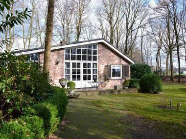 Beautiful holiday home with sauna for 6 people in gorgeous Salland