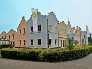 Pleasant Holiday Home in Gramsbergen with Swimming Pool