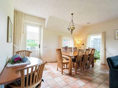 Attractive Farmhouse in Hardenberg-Rheeze with Garden