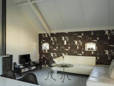 Lovely Holiday Home in Haaksbergen with Terrace Garden BBQ