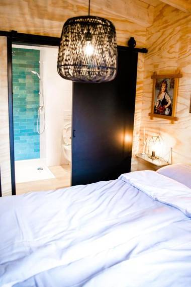 Pean-buiten Waterlodges