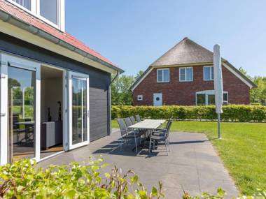 Luxury villa with four bathrooms located in a national park