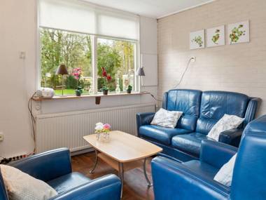 A cosy house close to Giethoorn and the Weerribben-Wieden National Park with a boat available(hire)