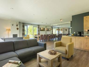 Luxury villa with six bathrooms located in a national park