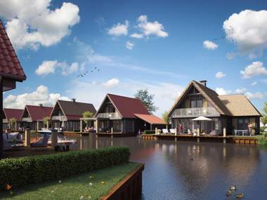 Luxious water villa with 3 bathrooms at the Frisian Lakes