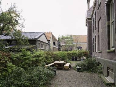 Luxurious Holiday Home in Enkhuizen with Parking