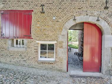 Modern Apartment in Mesch with Garden