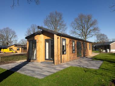 Well-kept chalet with dishwasher not far from the Biesbosch