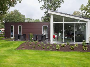 Modern chalet with dishwasher not far from the Biesbosch