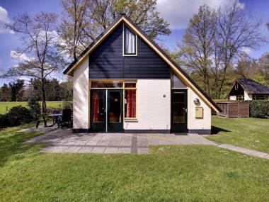Cozy holiday home with a bubble bath near Zwolle