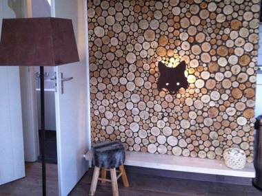 Attractive holiday home with large garden near Zwolle