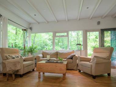 Tranquil Holiday Home in Dalfsen with Fenced Garden