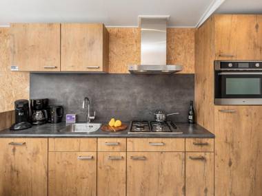 Modern chalet with dishwasher near the Hunebedcentrum