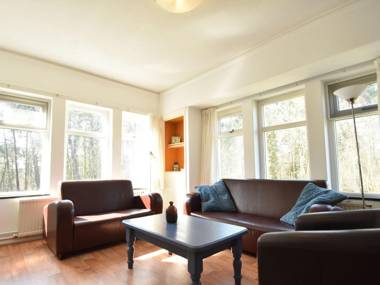 Lavish Holiday Home in Bergen aan Zee with Terrace